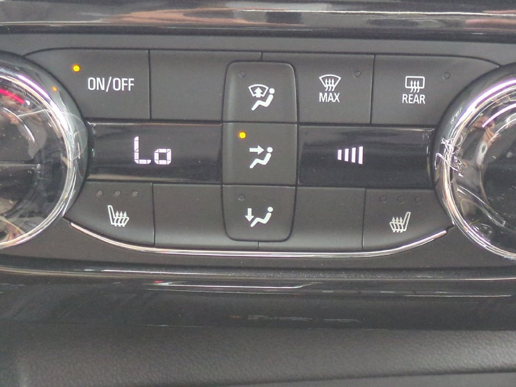 New 2026 Chevrolet TrailBlazer ACTIV w/ Convenience Package FWD image 21