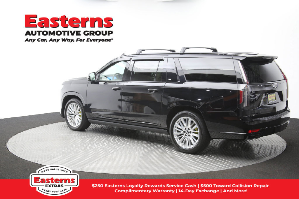 Used 2024 Cadillac Escalade ESV Sport Platinum w/ LPO, ONYX Package AWD/4WD image 72