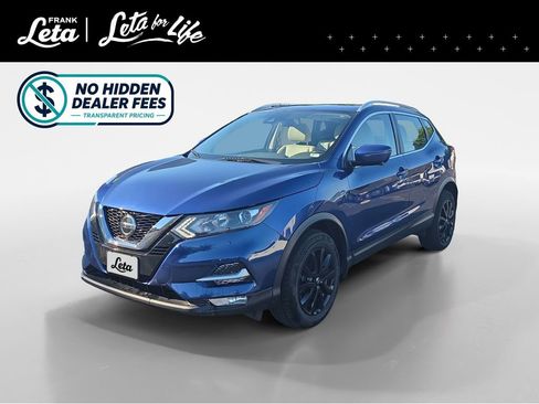 Used 2022 Nissan Rogue Sport SV w/ Technology Package AWD/4WD image 1