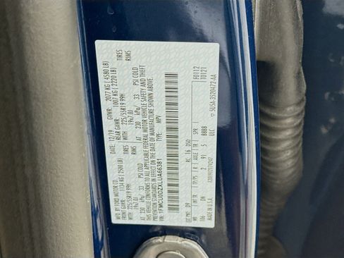 Used 2020 Ford Escape Titanium image 40