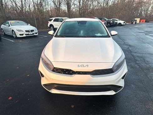 Used 2024 Kia Forte LXS image 7