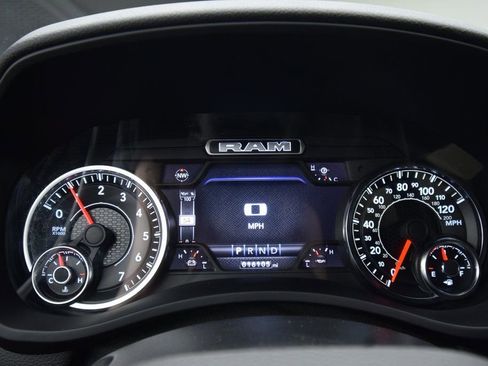 Used 2022 RAM 2500 Big Horn w/ Level C Equiment Group image 15