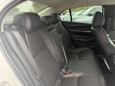 Used 2022 MAZDA MAZDA3 s image 11