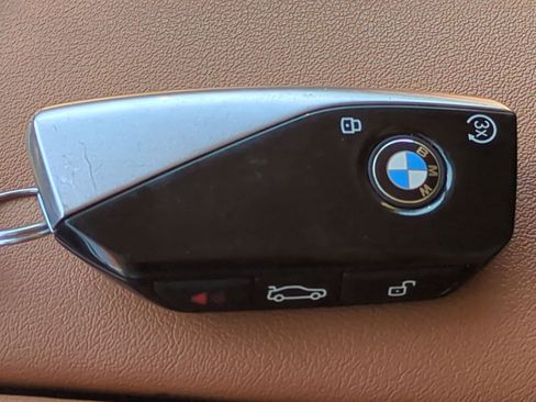 Certified 2023 BMW X7 xDrive40i w/ Premium Package AWD/4WD image 35