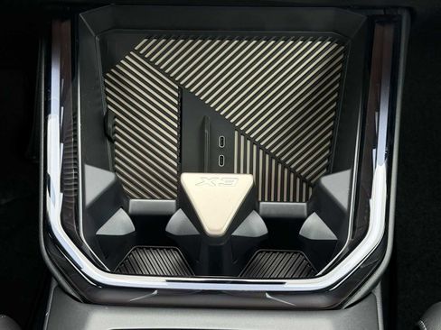 New 2025 BMW X3 xDrive30i w/ Premium Package image 24