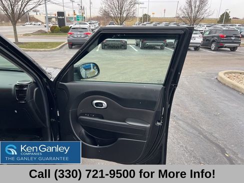 Used 2016 Kia Soul + image 53