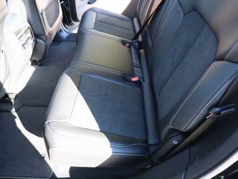 New 2025 Jeep Grand Cherokee Laredo image 12