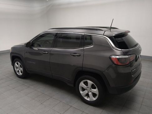 Used 2021 Jeep Compass Latitude w/ Convenience Group AWD/4WD image 3