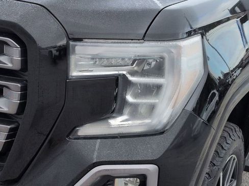 Used 2019 GMC Sierra 1500 AT4 w/ AT4 Premium Package image 9