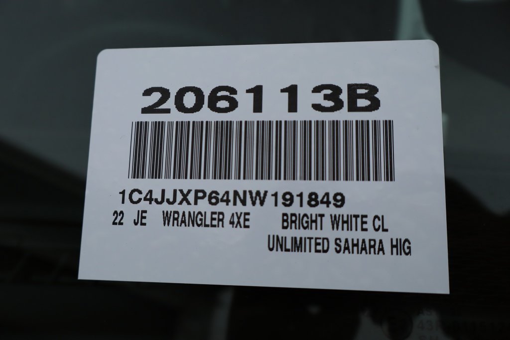 Used 2022 Jeep Wrangler Unlimited Sahara AWD/4WD image 40