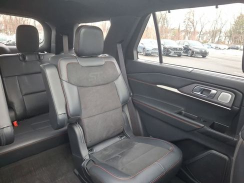 Certified 2025 Ford Explorer ST image 14