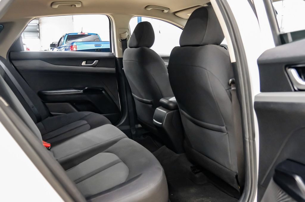 Used 2022 Kia K5 LX FWD image 43