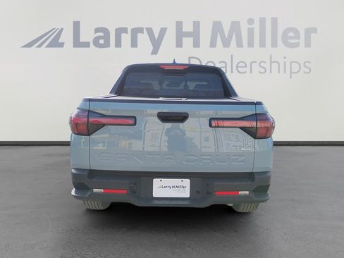 Used 2023 Hyundai Santa Cruz SEL w/ Activity Package image 4