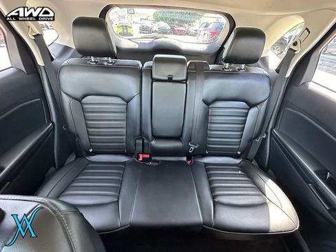 Used 2020 Ford Edge SEL w/ Cold Weather Package AWD/4WD image 35