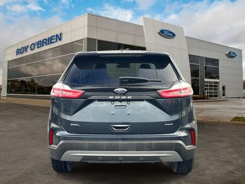 Certified 2023 Ford Edge SEL w/ Convenience Package AWD/4WD image 4