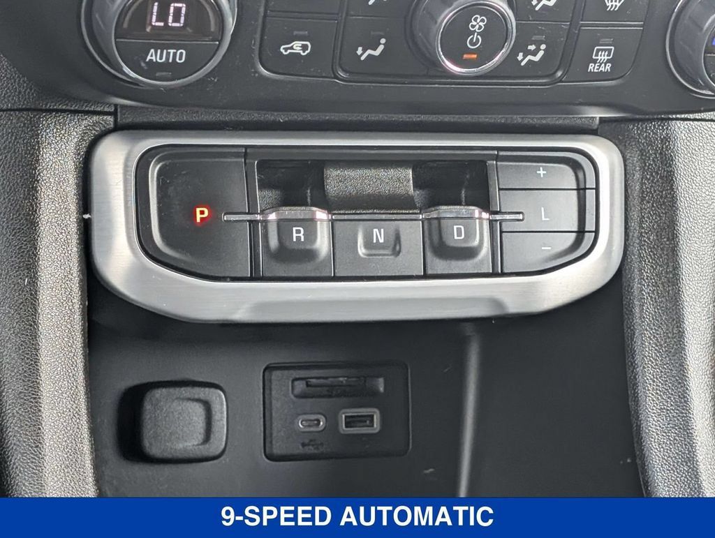 Used 2023 GMC Acadia SLE w/ Driver Convenience Package AWD/4WD image 28