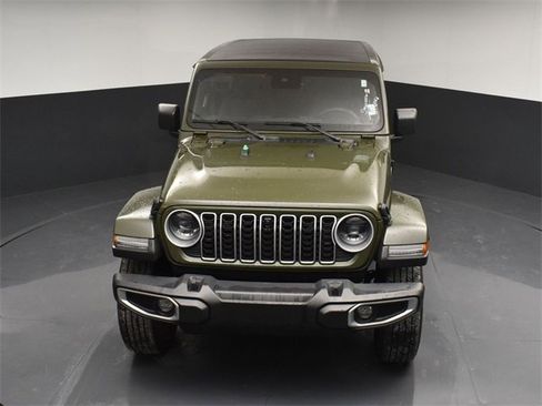 Used 2024 Jeep Wrangler Sahara w/ Technology Group image 41