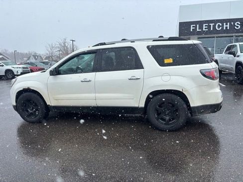 Used 2014 GMC Acadia SLE image 9