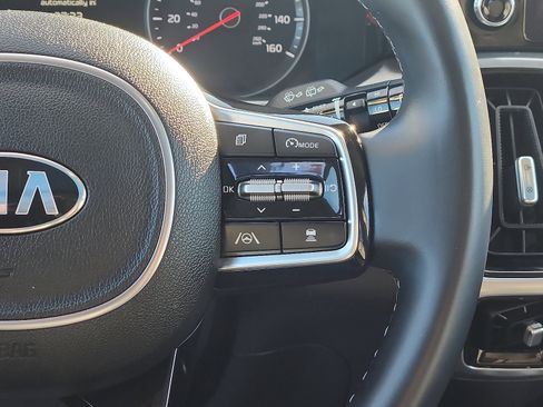 Used 2021 Kia Sorento SX image 17