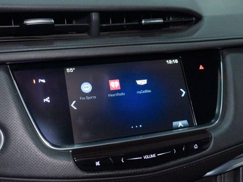 Used 2018 Cadillac XT5 Premium Luxury w/ Driver Assist Package image 46