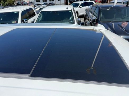 Used 2022 Chevrolet Tahoe Premier image 9