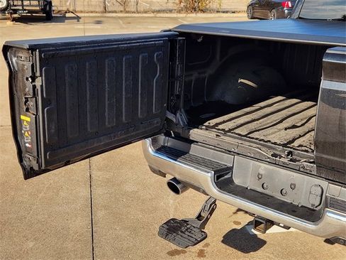 Used 2022 RAM 1500 Limited image 8