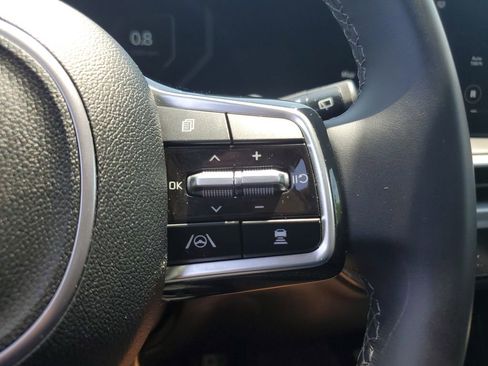 Used 2024 Kia Sorento SX AWD/4WD image 24