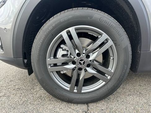 New 2026 Mercedes-Benz GLB 250 4MATIC image 9