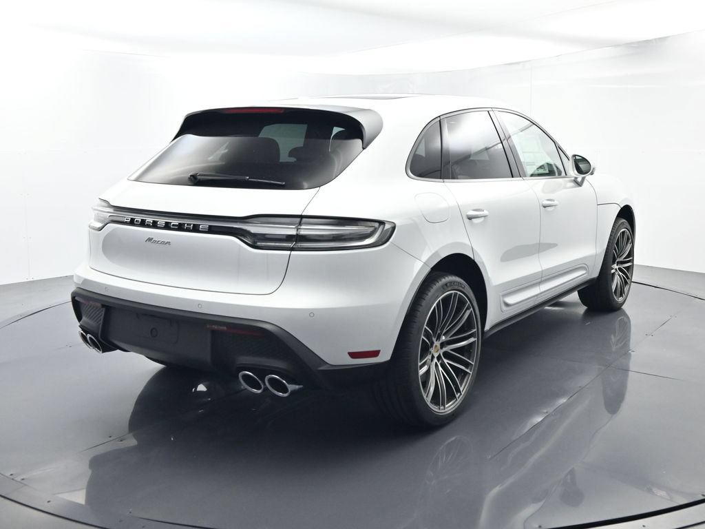 Certified 2026 Porsche Macan AWD/4WD image 14