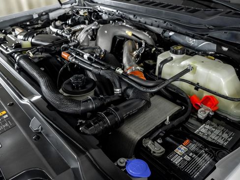 Used 2023 Ford F250 Limited w/ FX4 Off-Road Package image 50