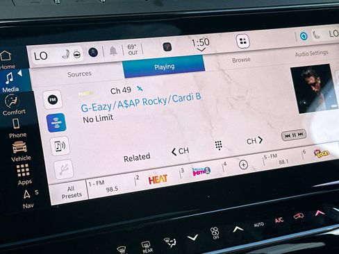 New 2026 Jeep Grand Cherokee L Limited AWD/4WD image 17