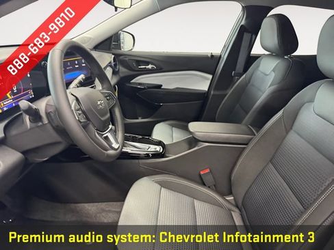 New 2026 Chevrolet Trax LT w/ Midnight Edition FWD image 8