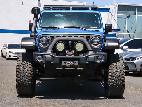 Used 2021 Jeep Gladiator Rubicon AWD/4WD image 2