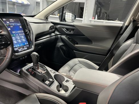 Certified 2024 Subaru Crosstrek 2.5i Limited w/ Crosstrek Mirror Package AWD/4WD image 16