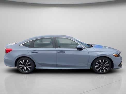 Used 2024 Honda Civic EX image 6
