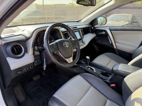 Used 2014 Toyota RAV4 Limited w/ Technology Package image 14