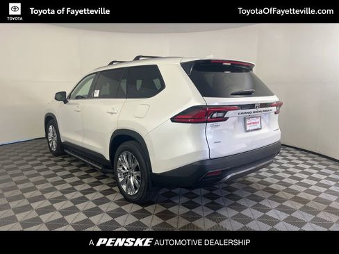 New 2026 Toyota Grand Highlander AWD image 3