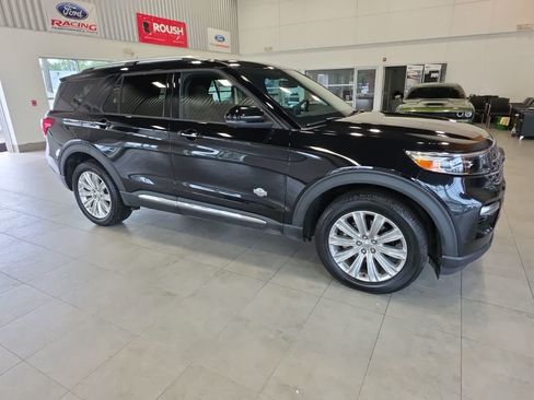 Used 2022 Ford Explorer King Ranch w/ Class IV Trailer Tow Package AWD/4WD image 5