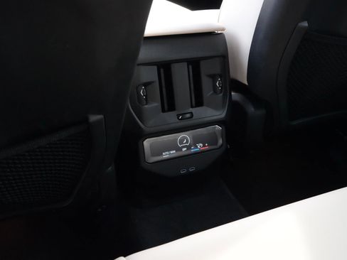 New 2026 BMW X3 xDrive30 w/ Premium Package image 11