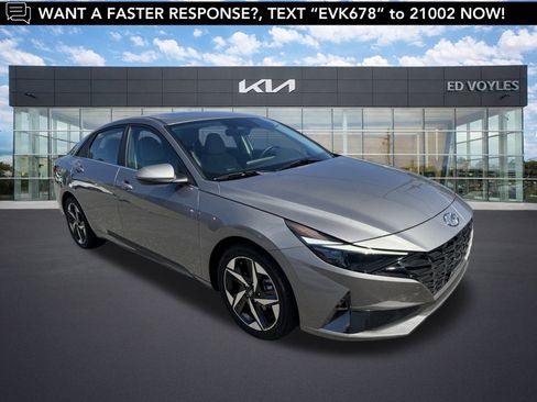 Used 2023 Hyundai Elantra Limited image 1