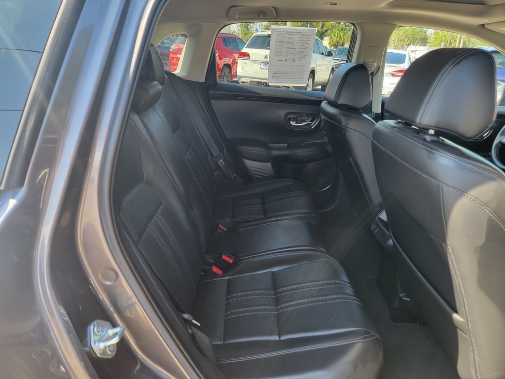 Used 2024 Honda HR-V EX-L image 7