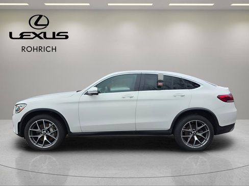 Used 2022 Mercedes-Benz GLC 300 4MATIC Coupe image 9