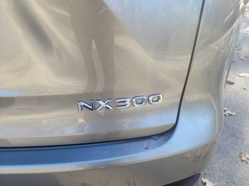 Used 2018 Lexus NX 300 FWD image 7