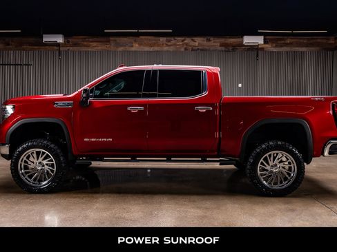 Used 2024 GMC Sierra 1500 SLT w/ SLT Premium Plus Package AWD/4WD image 6