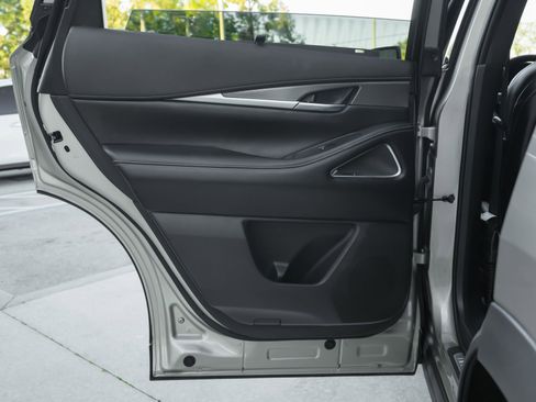 Used 2025 INFINITI QX60 Luxe image 30