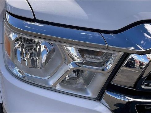 Used 2022 RAM 1500 Laramie image 32