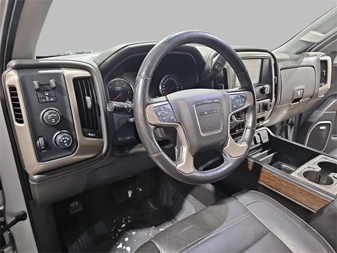 Used 2018 GMC Sierra 1500 Denali w/ Denali Ultimate Package image 15