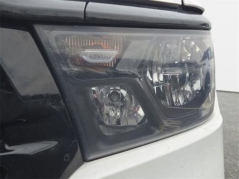 Used 2021 RAM 1500 Big Horn image 10