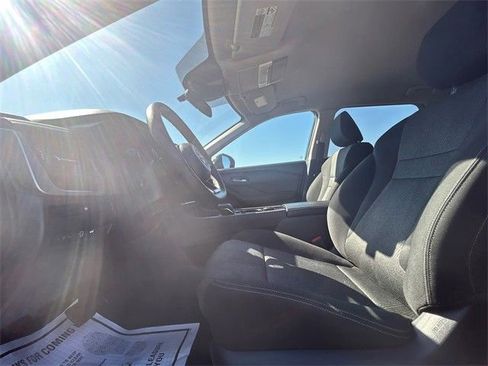 Used 2024 Nissan Rogue SV image 11