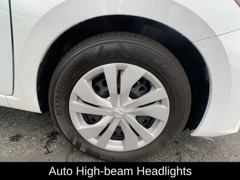 Used 2025 Nissan Versa S FWD image 31